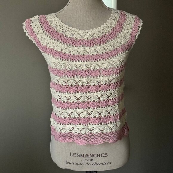 NWOT! Gorgeous Crochet Top in Pink and Cream - Size Small - Picture 1 of 9